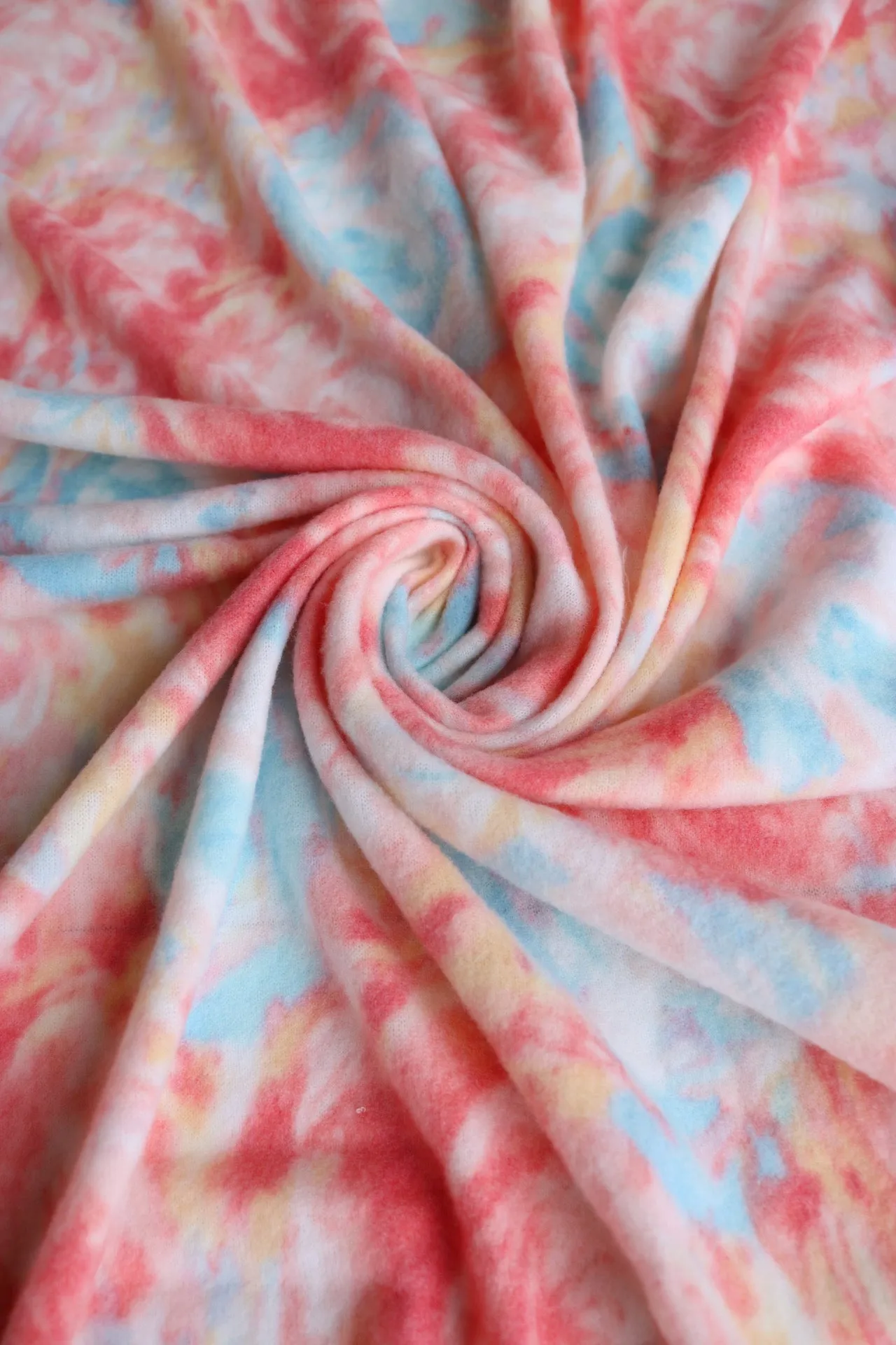 4YD 20IN REMNANT; Coral & Aqua Brushed Roses Alpaca Soft Brushed Sweater Knit