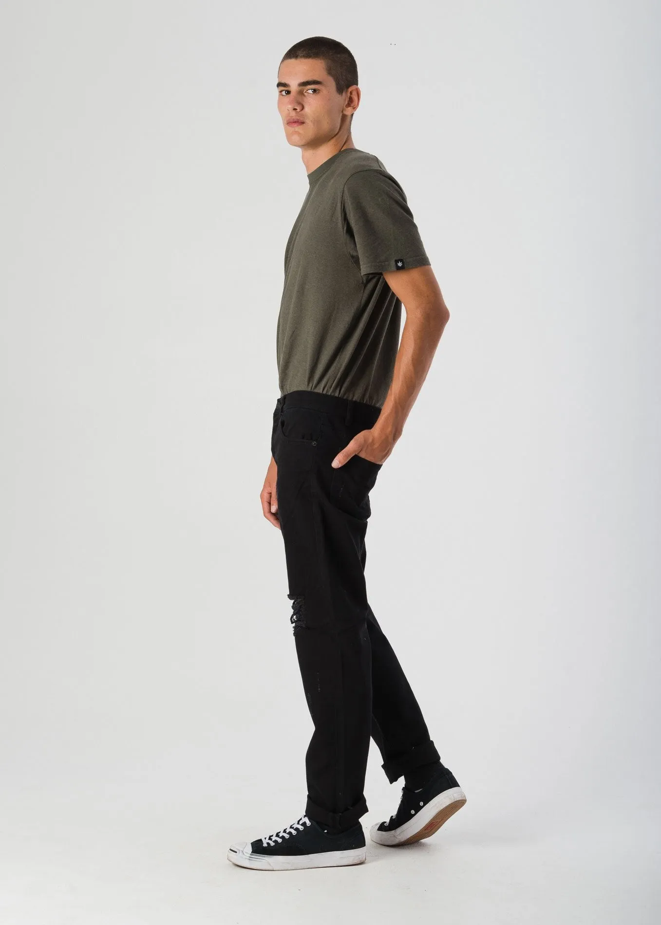 Afends Mens Deadbeat Morbids - Slim Fit Denim