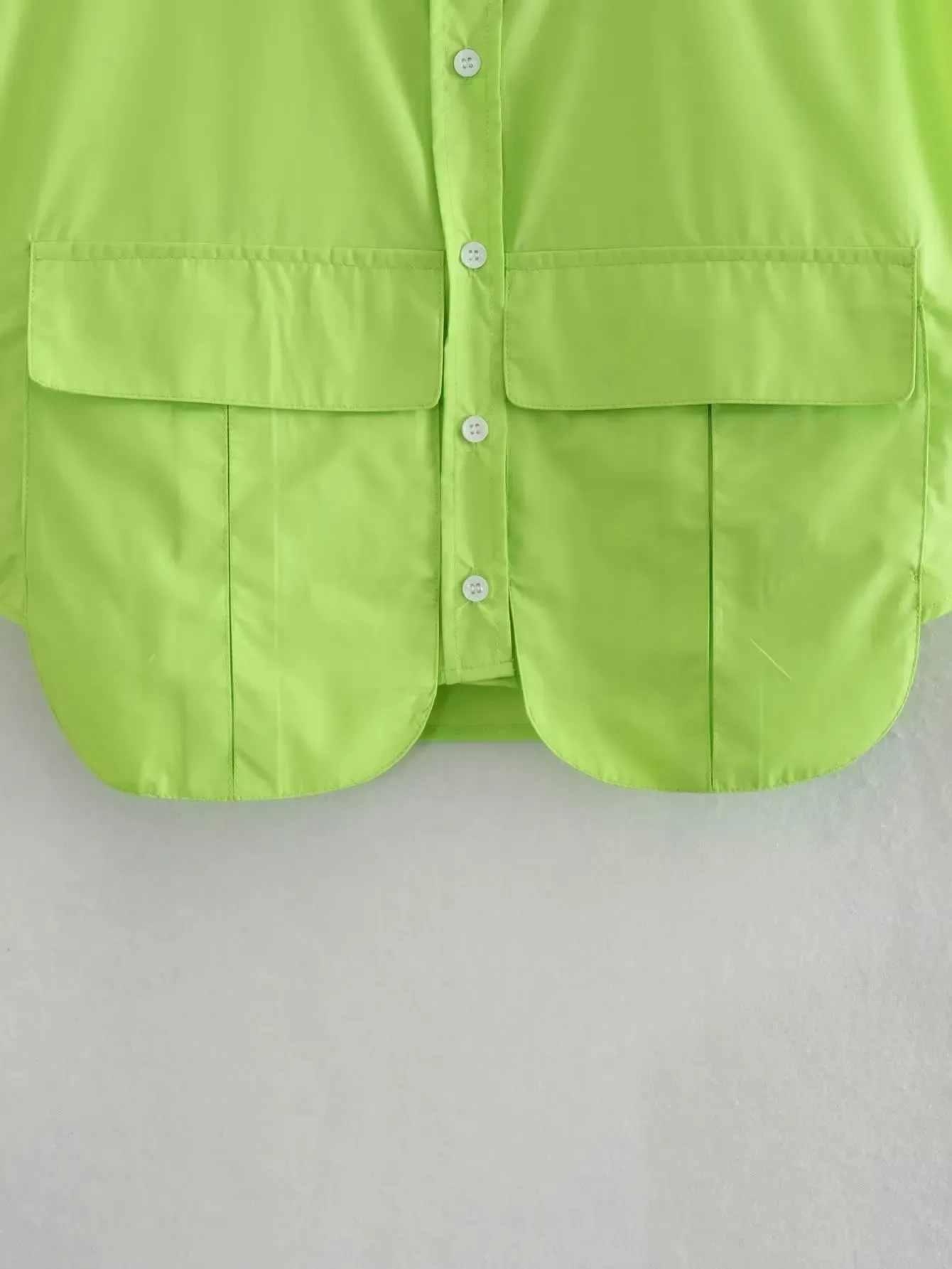 Cropped Sleeveless Shirt