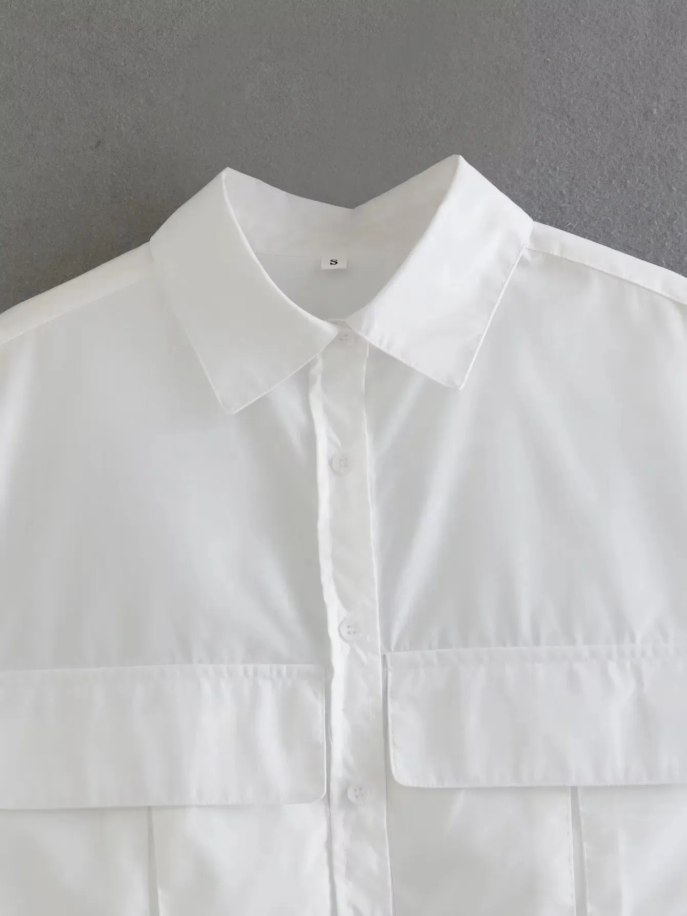 Cropped Sleeveless Shirt