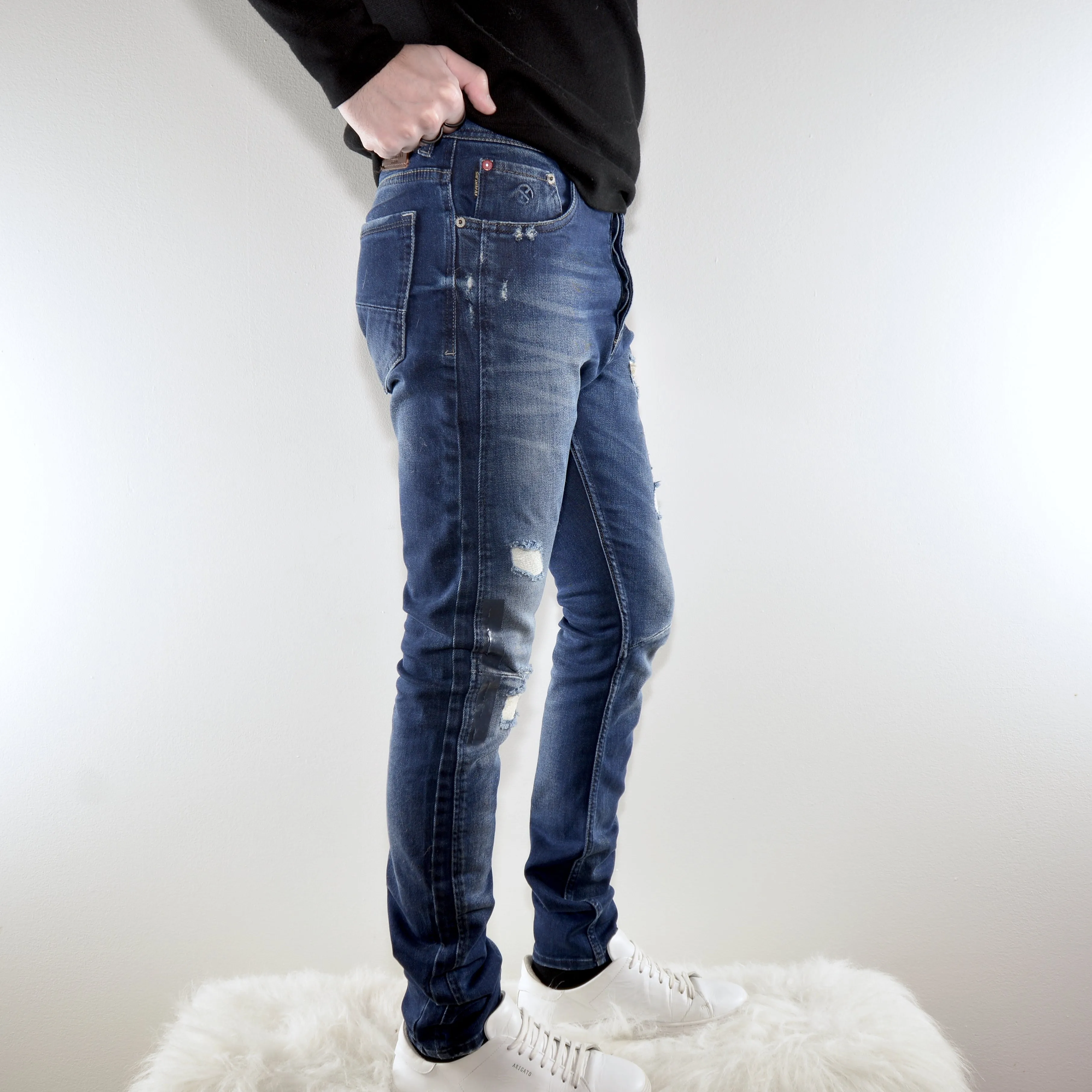 Expent Distressed Denim - Mid-Wash