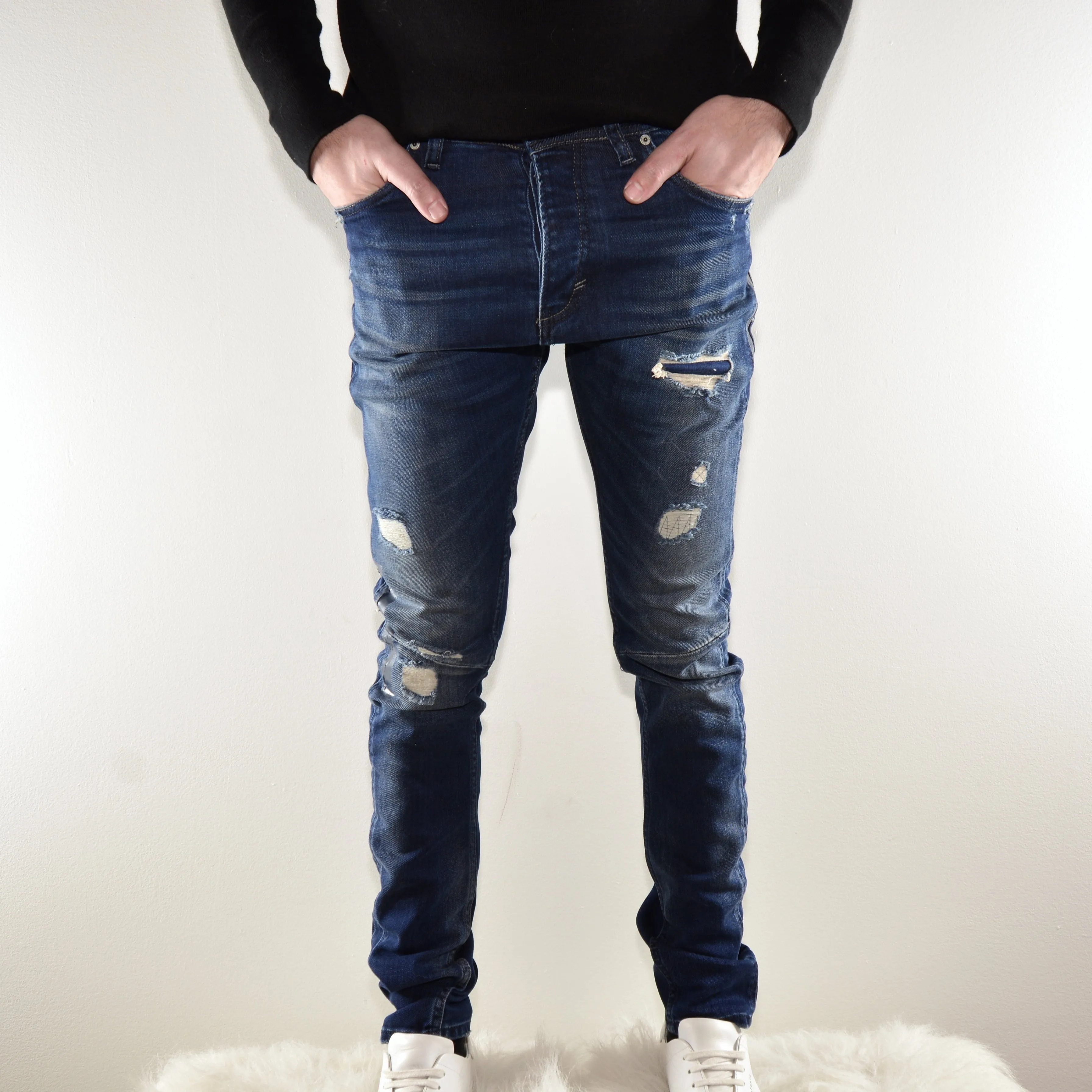 Expent Distressed Denim - Mid-Wash