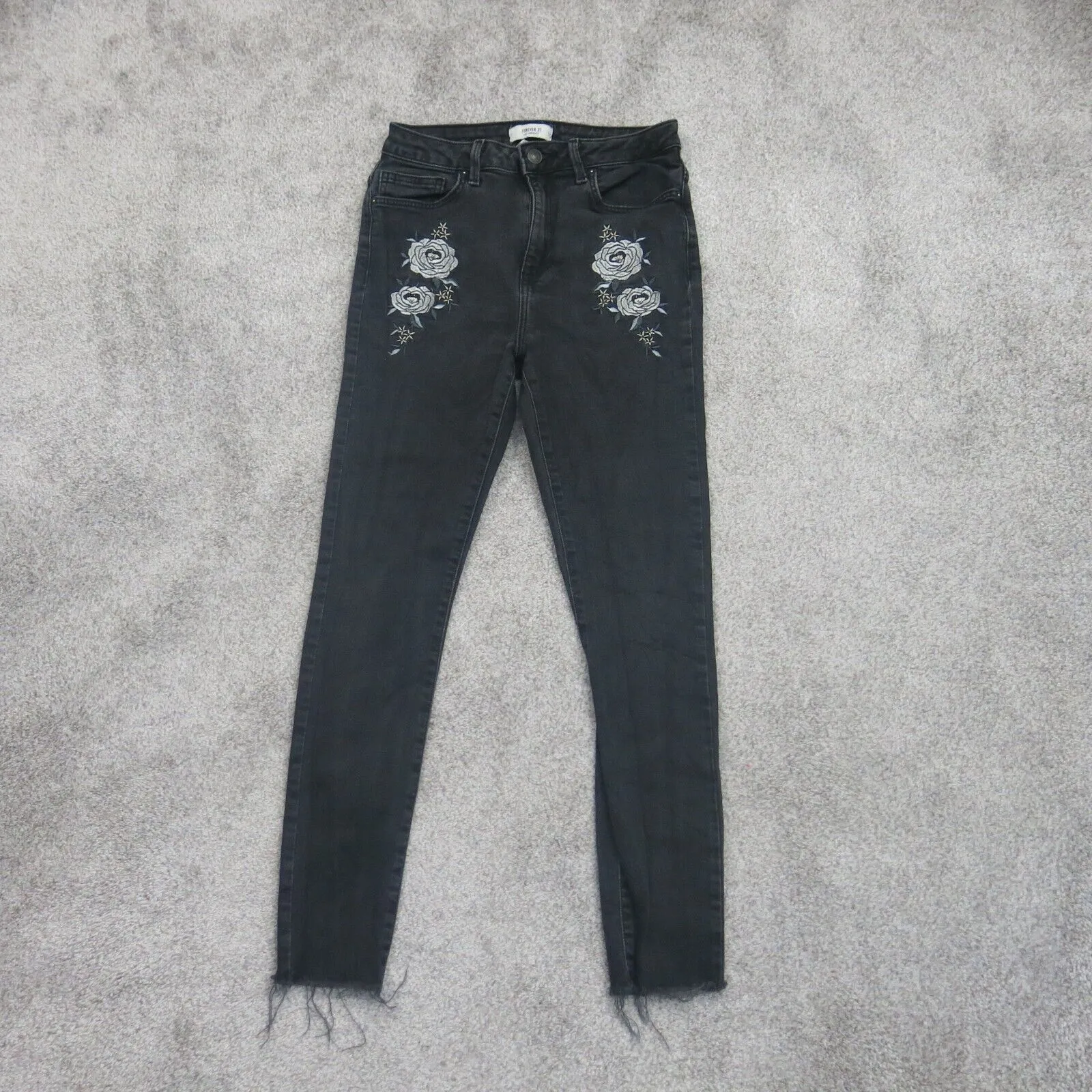 Forever 21 Womens Jeans Skinny Leg Raw Hem Denim Stretch Mid Rise Black Size 26