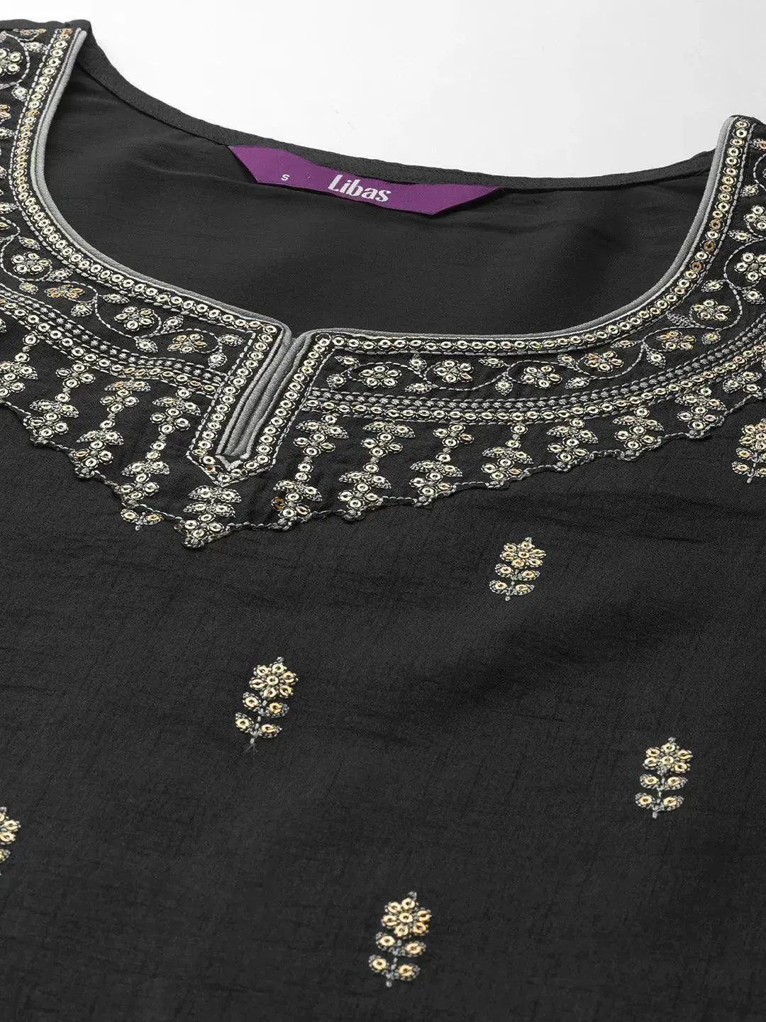 Grey Embroidered Silk Blend Straight Kurta With Dupatta