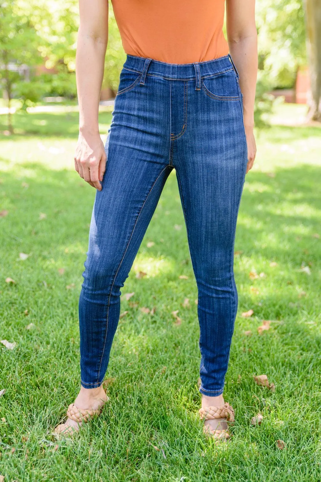 Hazel Blues® | Piper Pull-On Skinny Jeans