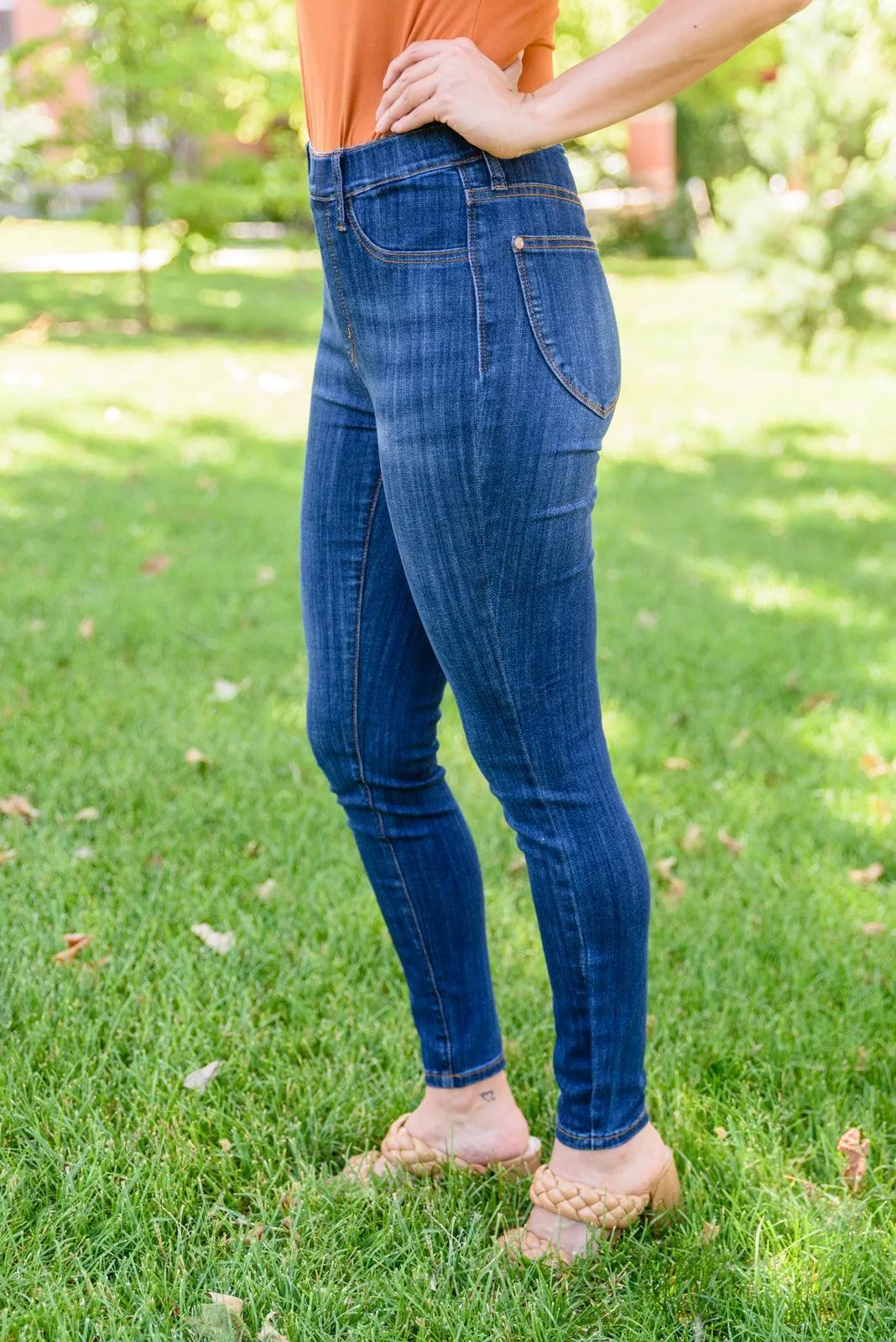 Hazel Blues® | Piper Pull-On Skinny Jeans