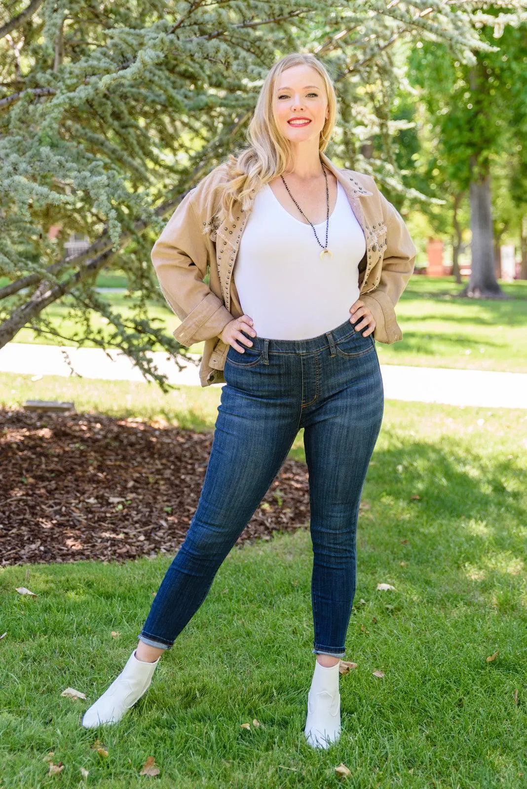 Hazel Blues® | Piper Pull-On Skinny Jeans