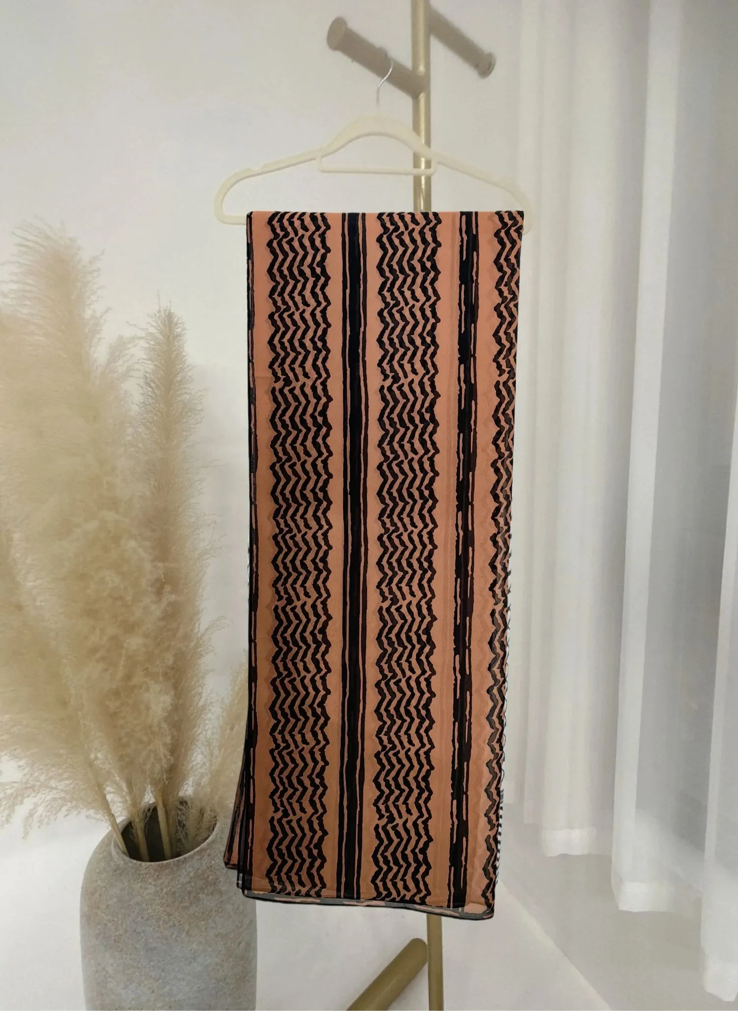 Keffiyeh Print Striped Chiffon Hijab