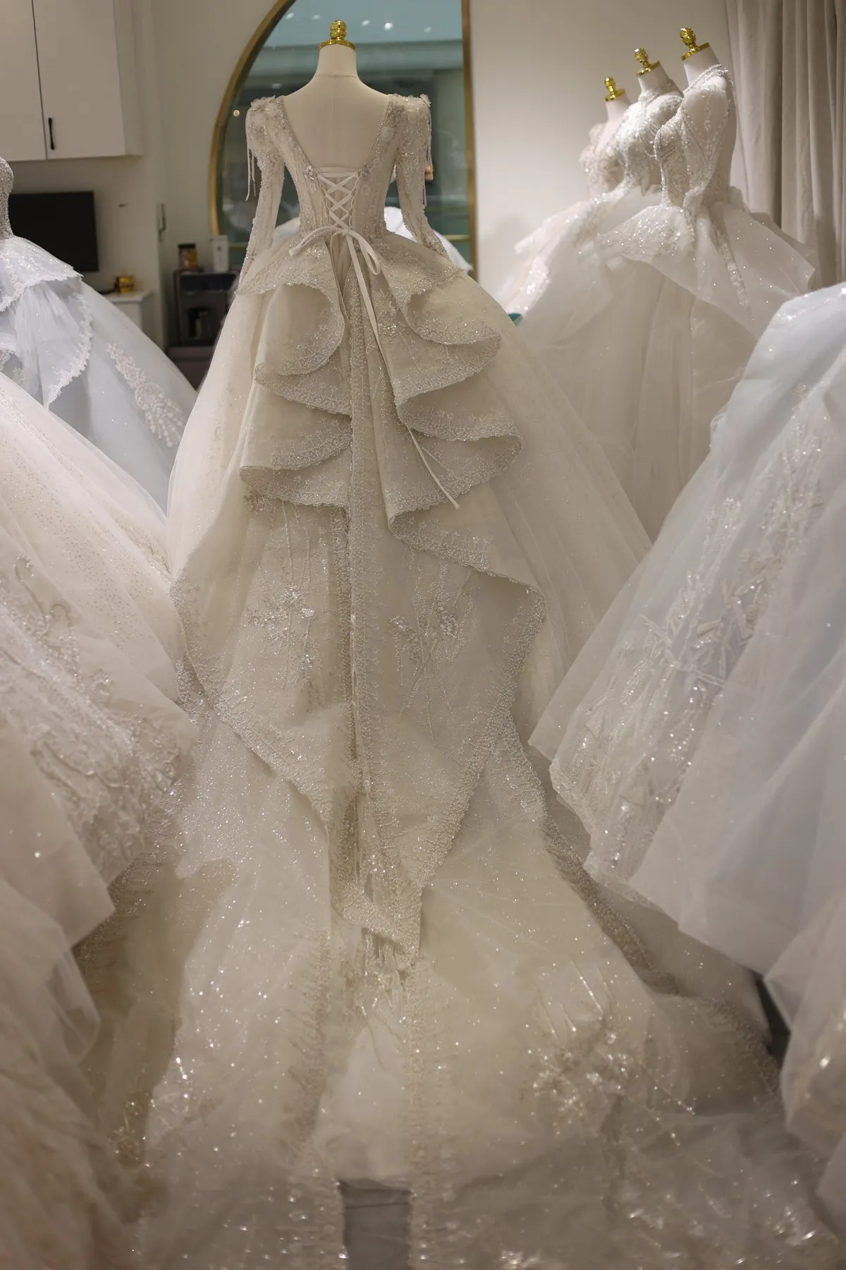 Luxury 3D Floral Lace Long Sleeves Ball Gown Wedding Dress RS007