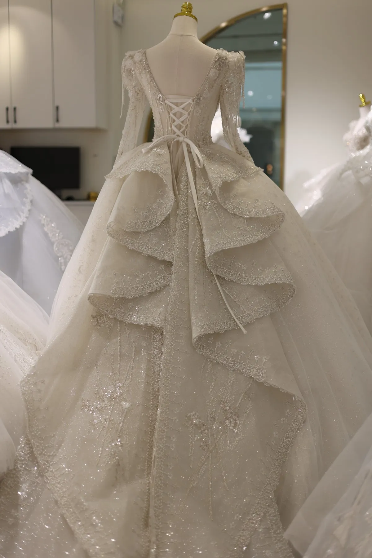 Luxury 3D Floral Lace Long Sleeves Ball Gown Wedding Dress RS007