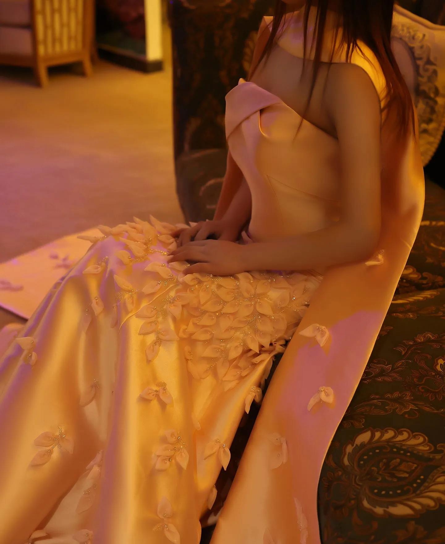 Luxury 3D Leaves Pink Satin Evening Dress with Cape SS463