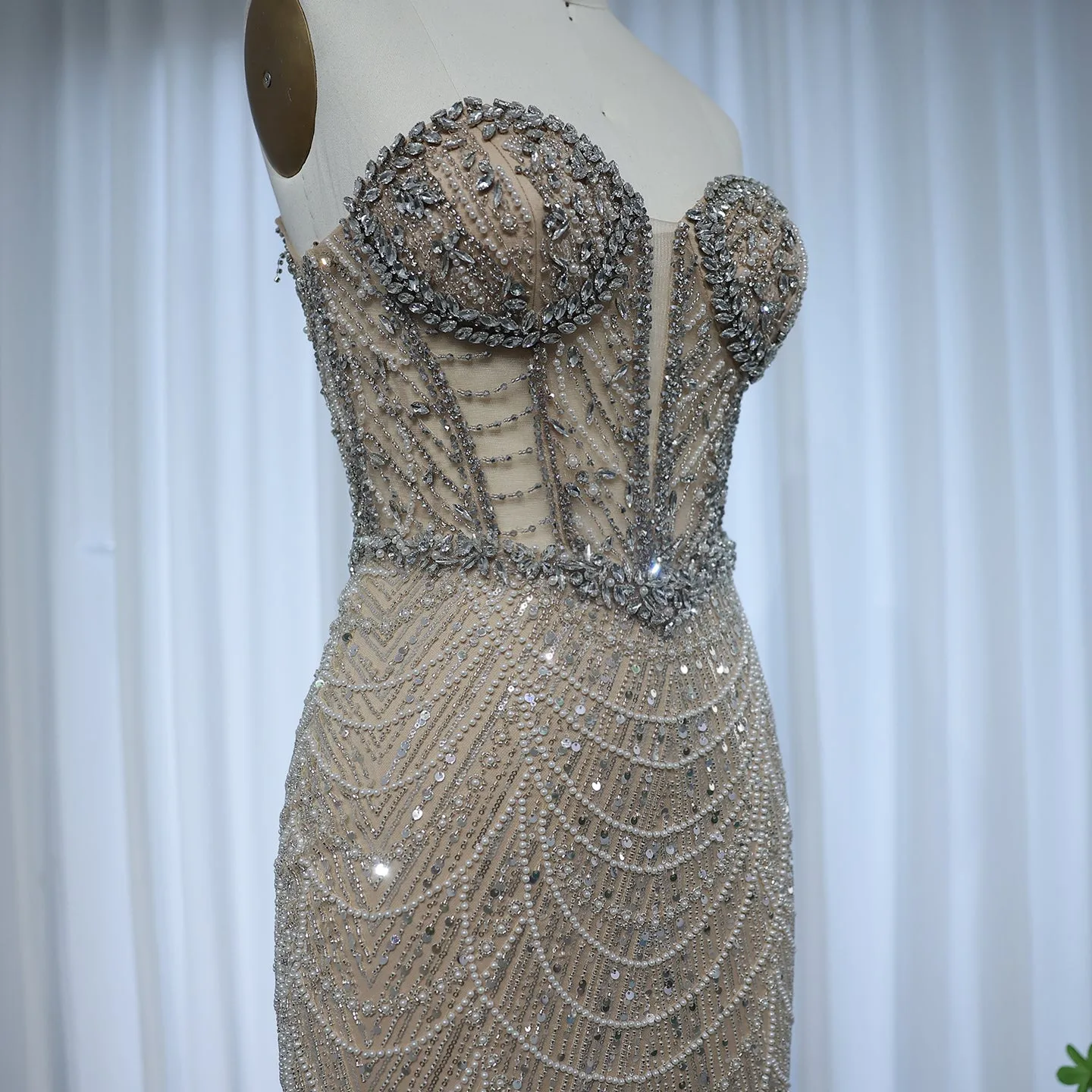 Luxury Crystal Nude Strapless Evening Dress SS223