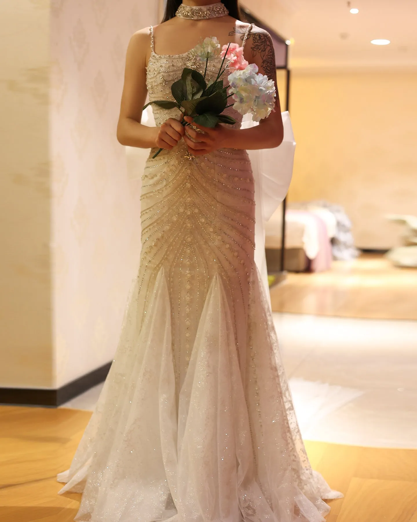 Luxury Crystal White Mermaid Wedding Dress with Bow Cape SS527