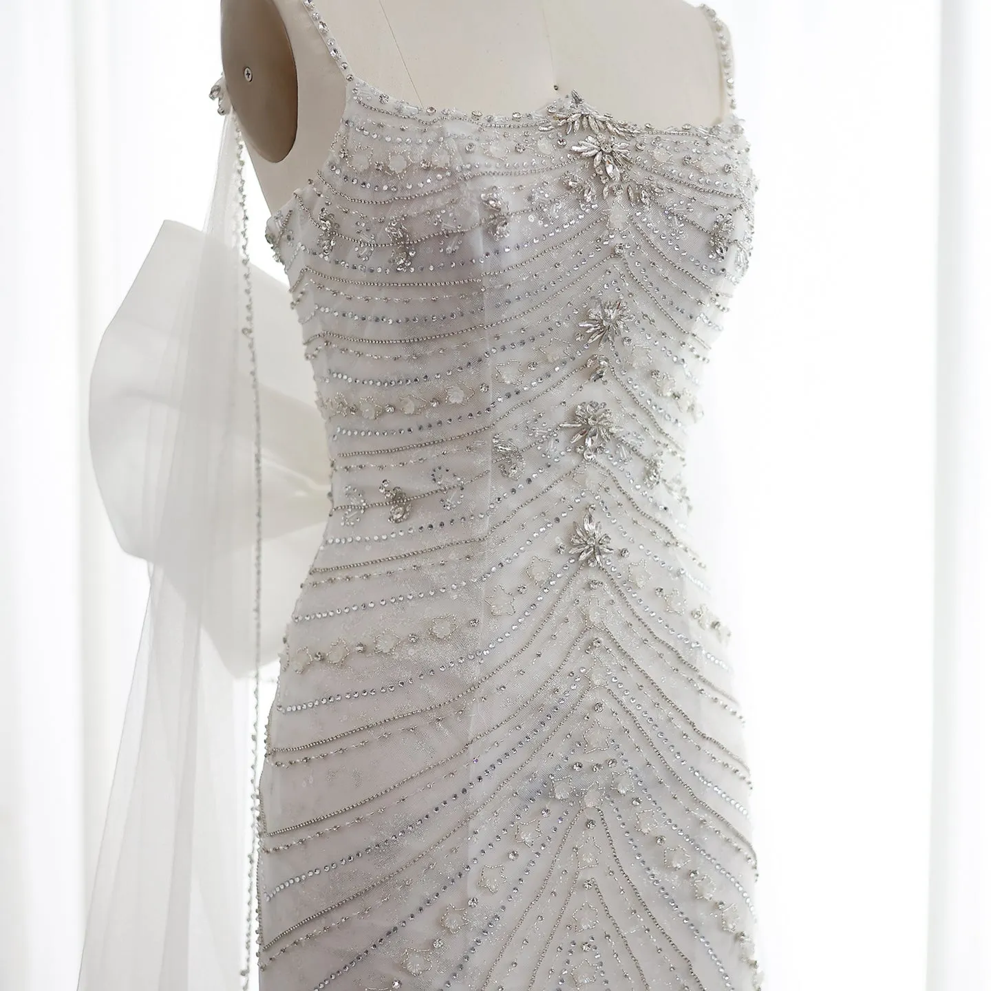 Luxury Crystal White Mermaid Wedding Dress with Bow Cape SS527