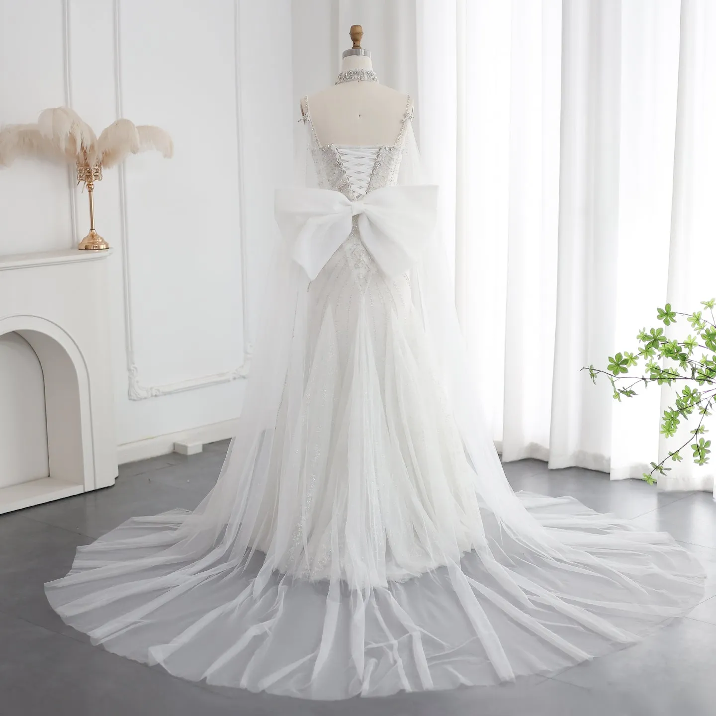Luxury Crystal White Mermaid Wedding Dress with Bow Cape SS527
