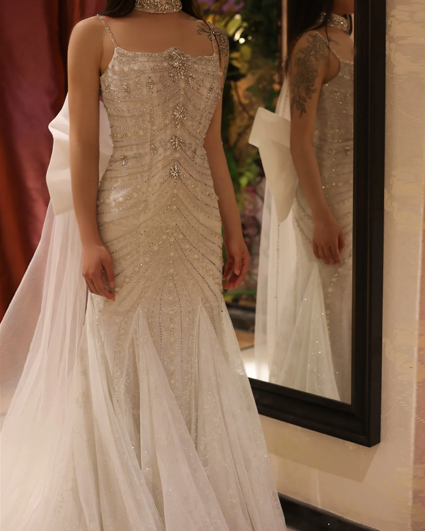Luxury Crystal White Mermaid Wedding Dress with Bow Cape SS527
