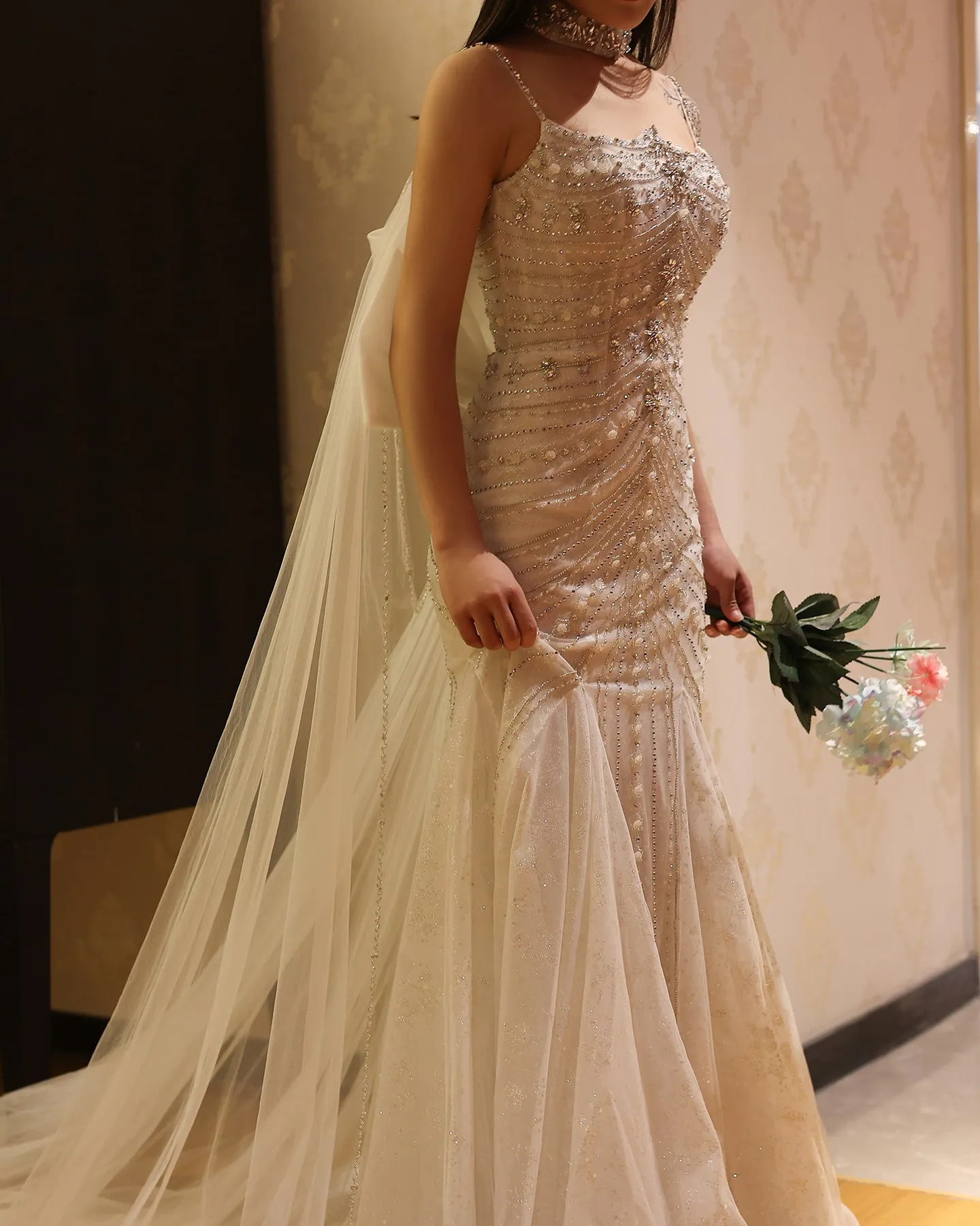 Luxury Crystal White Mermaid Wedding Dress with Bow Cape SS527