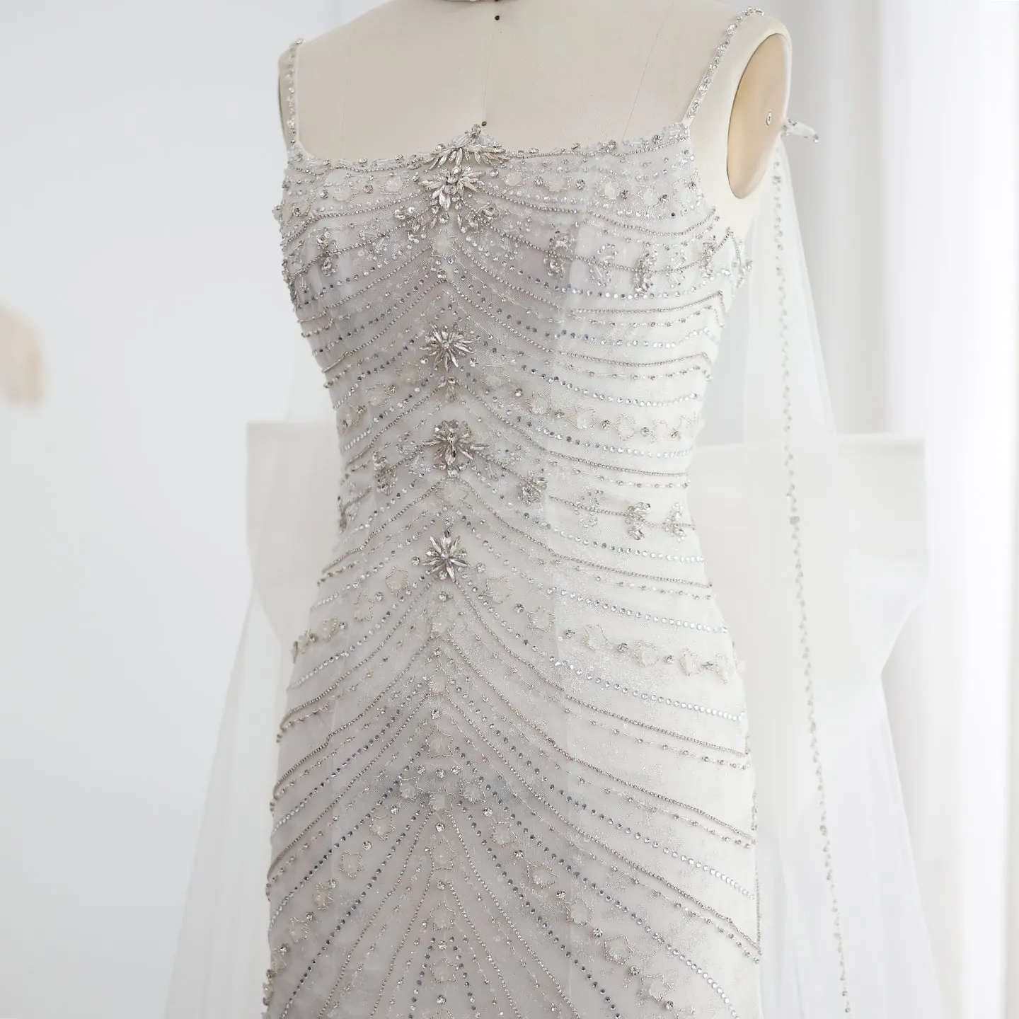 Luxury Crystal White Mermaid Wedding Dress with Bow Cape SS527