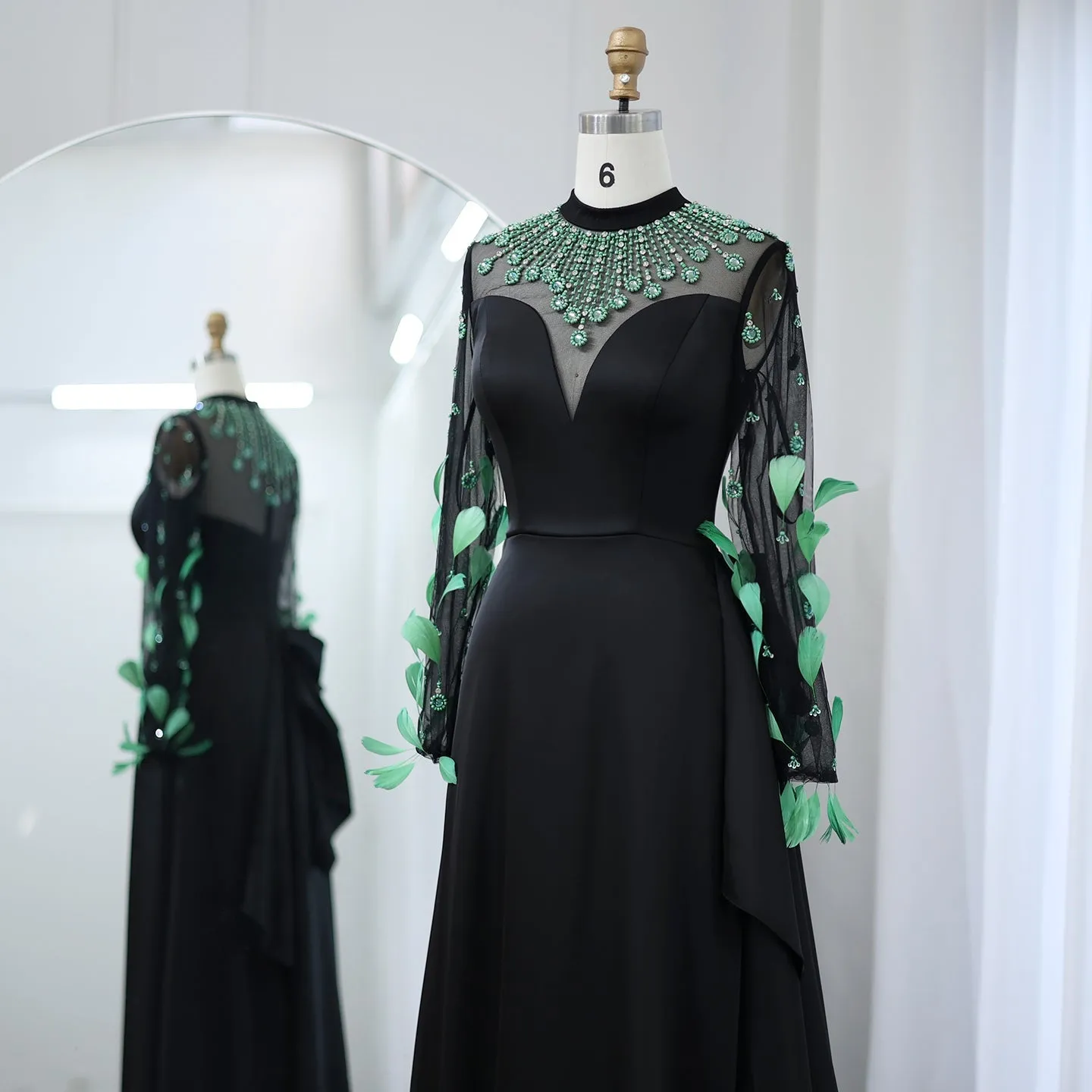 Luxury Feathers Black Long Sleeves Evening Dress SS457