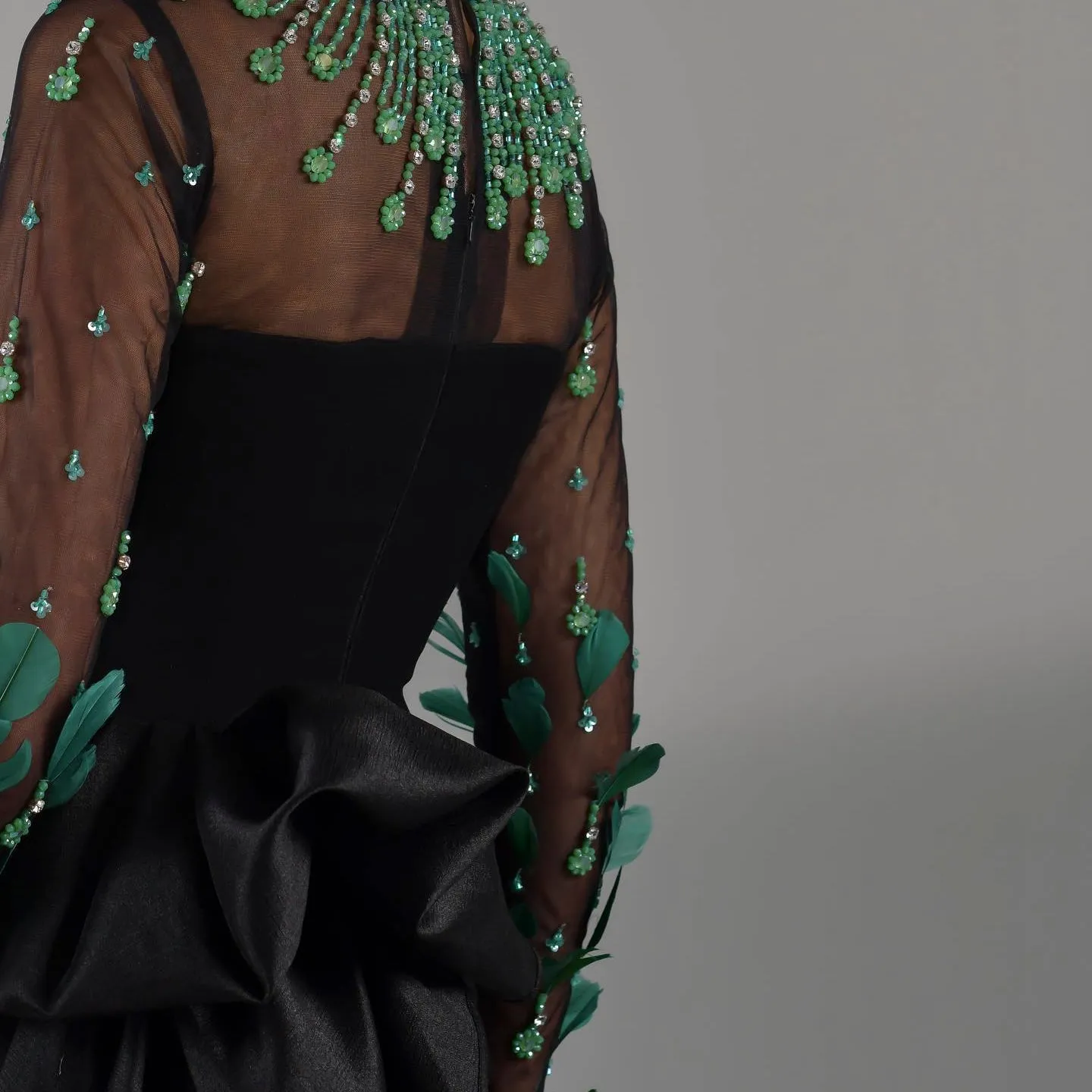 Luxury Feathers Black Long Sleeves Evening Dress SS457