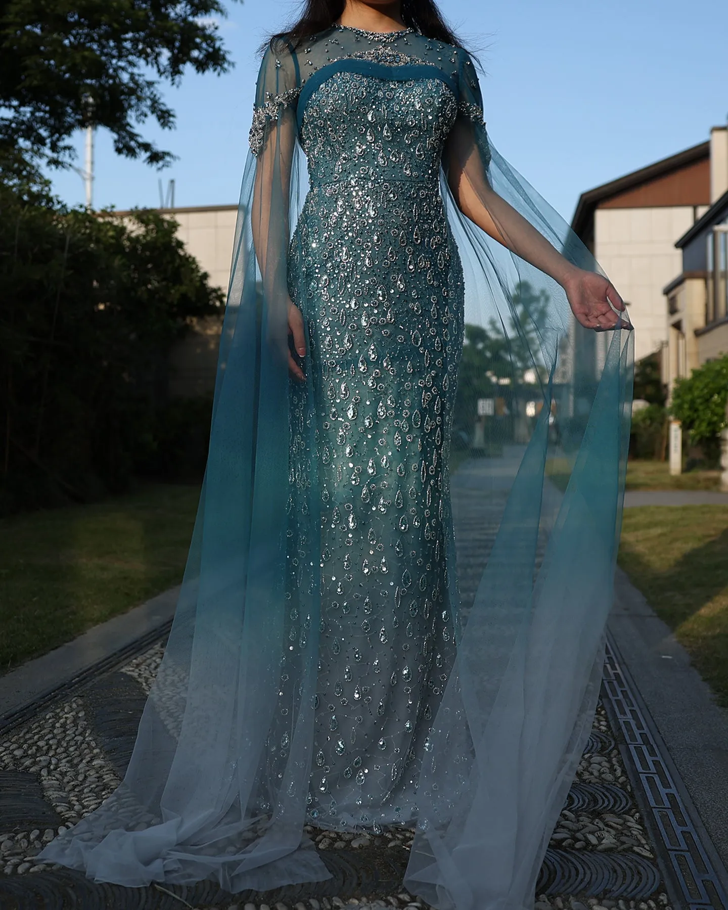 Luxury Turquoise Crystal Evening Dresses with Cape Sleeves SS206
