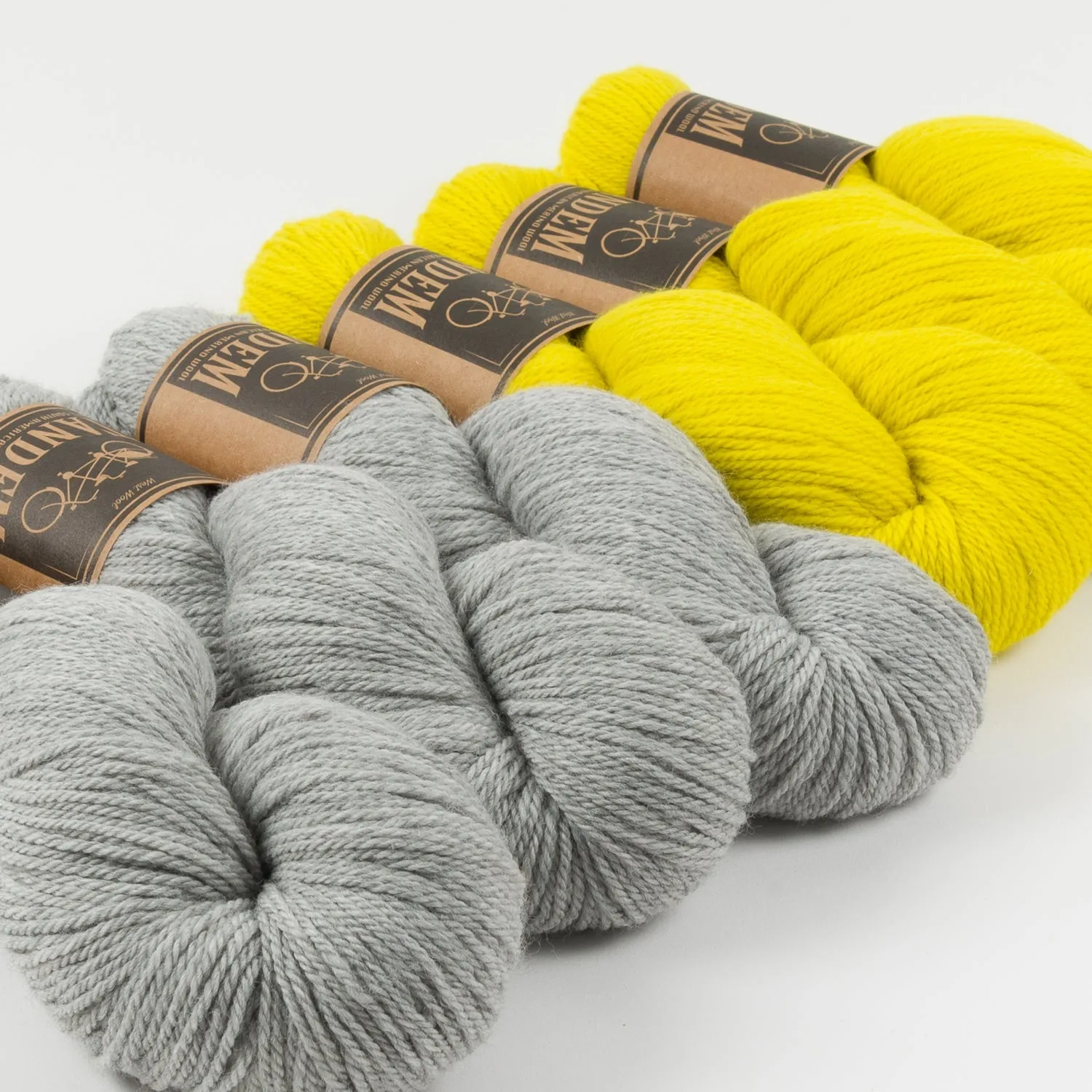 WESTKNITS KIT - BRIGHT GREY
